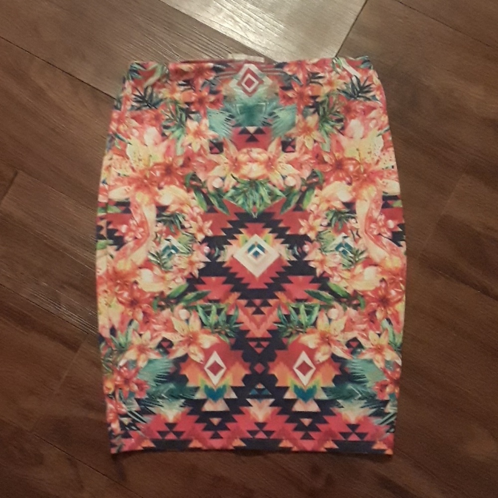 Agaci pencil skirt